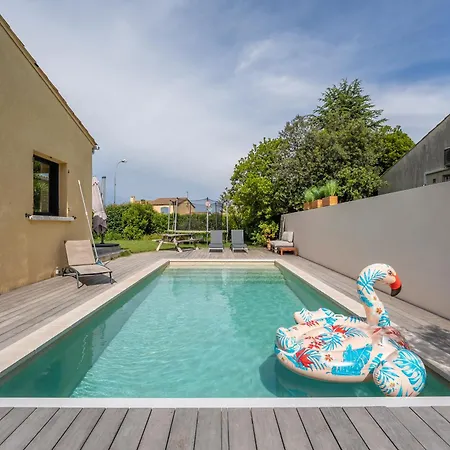 Piscine, Clim, Terrain De Petanque Et Jeux Enfants Villa